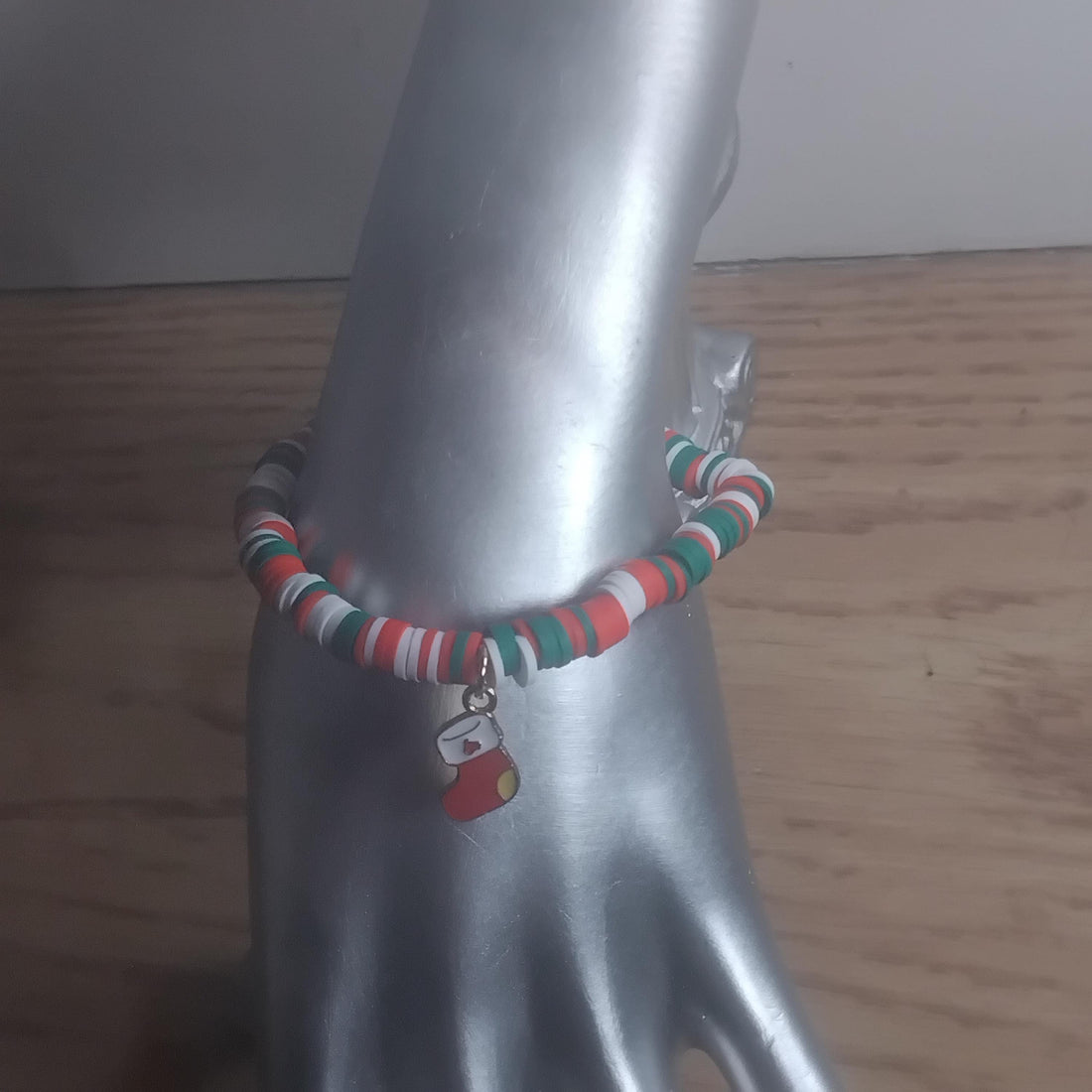 Christmas Clay Bead Bracelet – Red, Green & White Holiday Jewelry