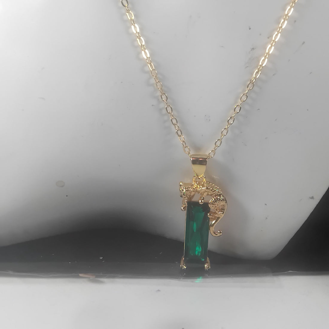 Emerald Panther Necklace - Gold Plated Green Crystal Leopard Pendant for Hip Hop Punk Style
