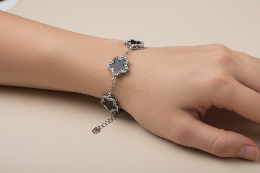 Black Five-Leaf Charm Bracelet: Elegant Women's Jewelry Gift