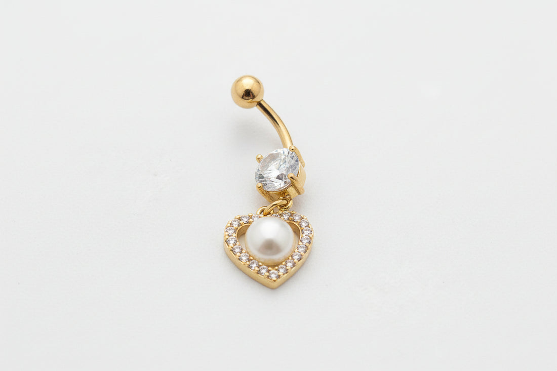 Solid Gold Dangle Heart Belly Ring: Elegant Body Jewelry