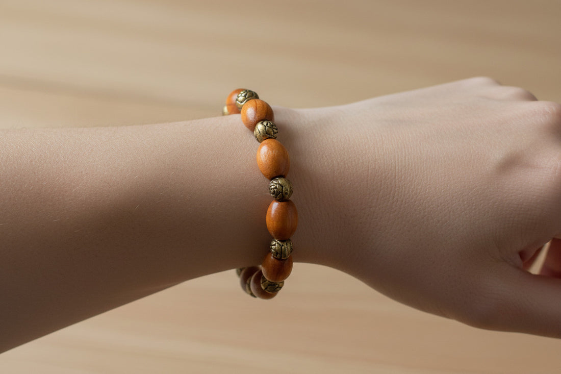 Men’s Tiger Sandalwood Beaded Bracelet – Stretch Wood Bead Design