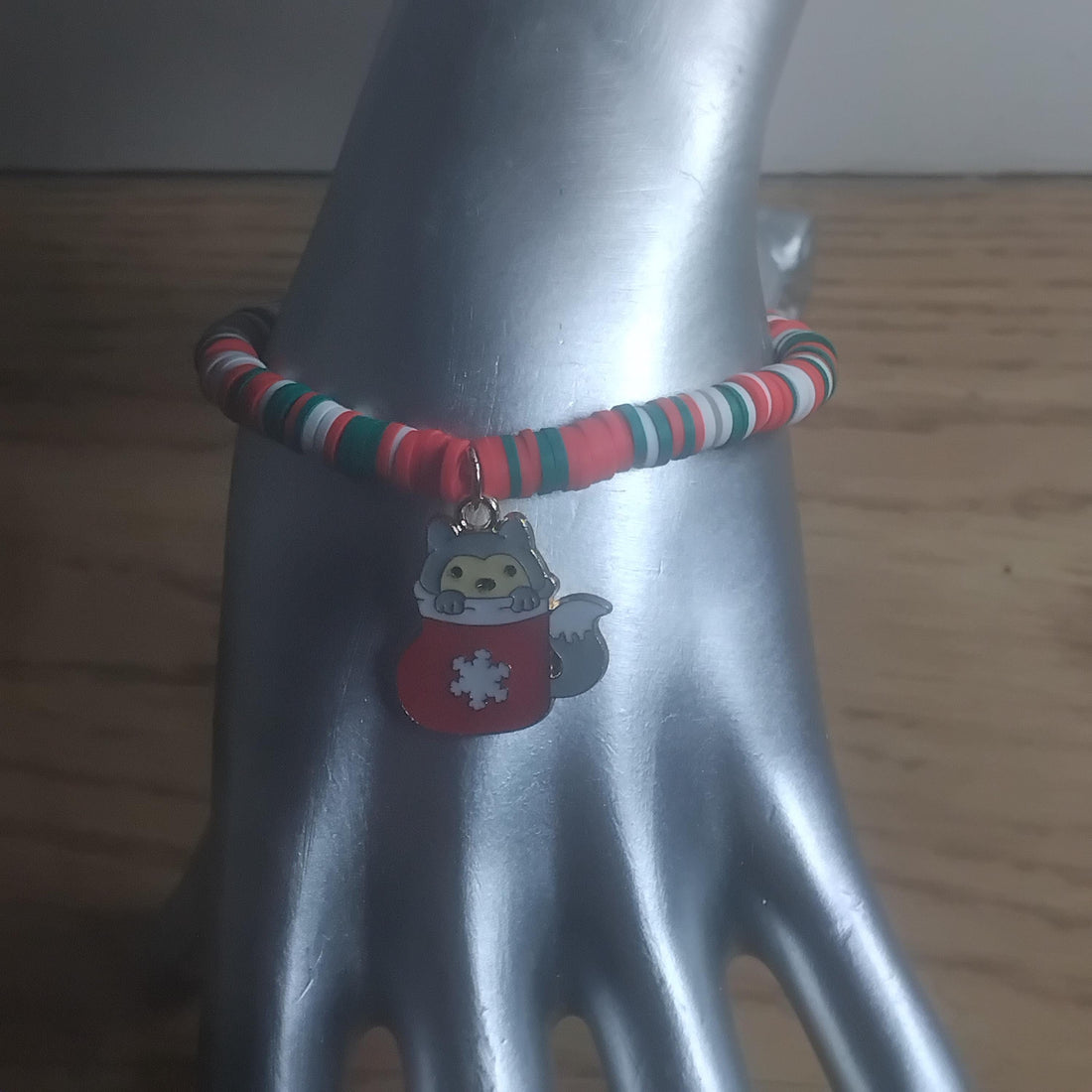 Christmas Clay Bead Bracelet – Red, Green & White Holiday Jewelry