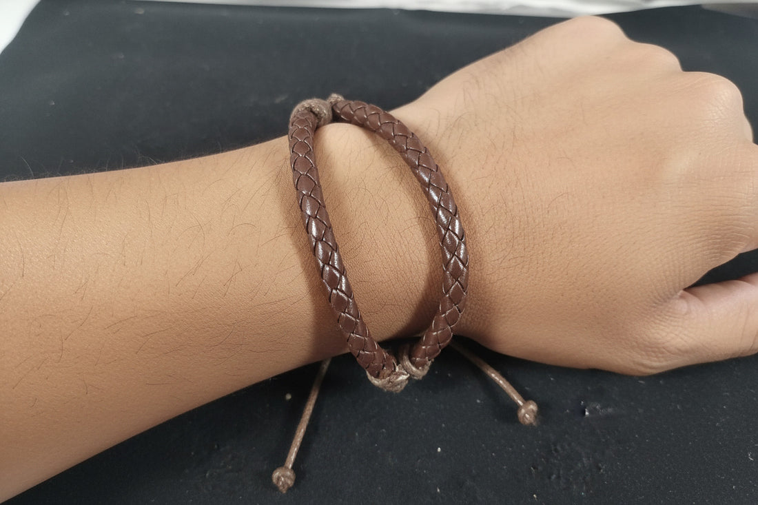 Men/Women Leather Bracelet with adjustable sliding knot