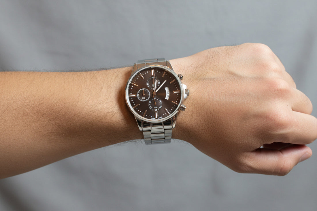 Luxury Quartz Watch for Men | Elegant Wrist Watch, Sentimental Gift