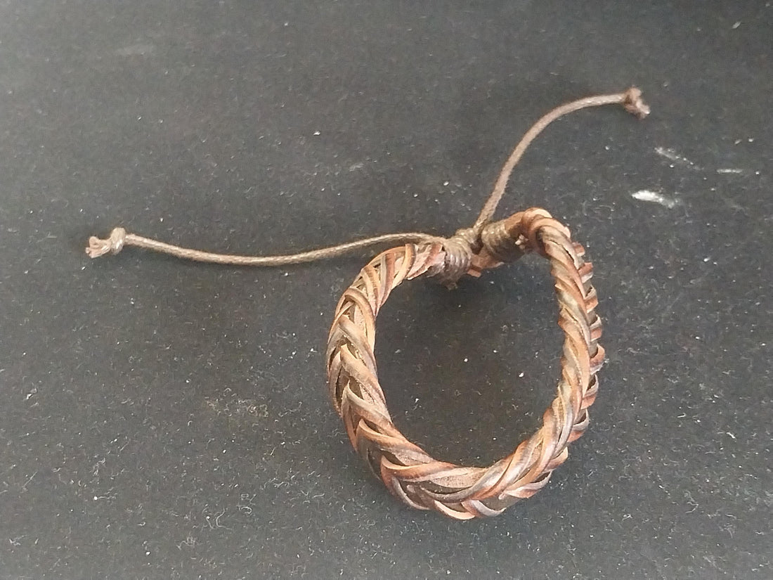 Unique Woven Leather Arm Band for Men: Sleek