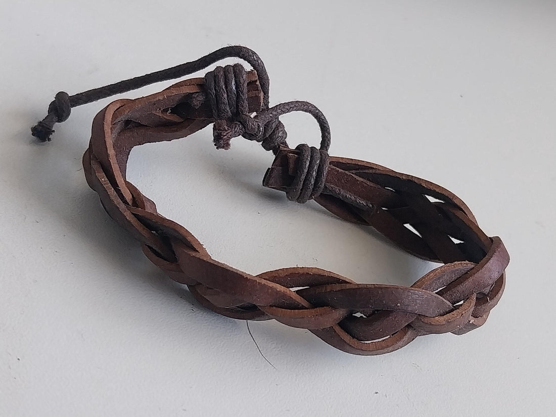 Men's Leather Wristband - Customizable Fit