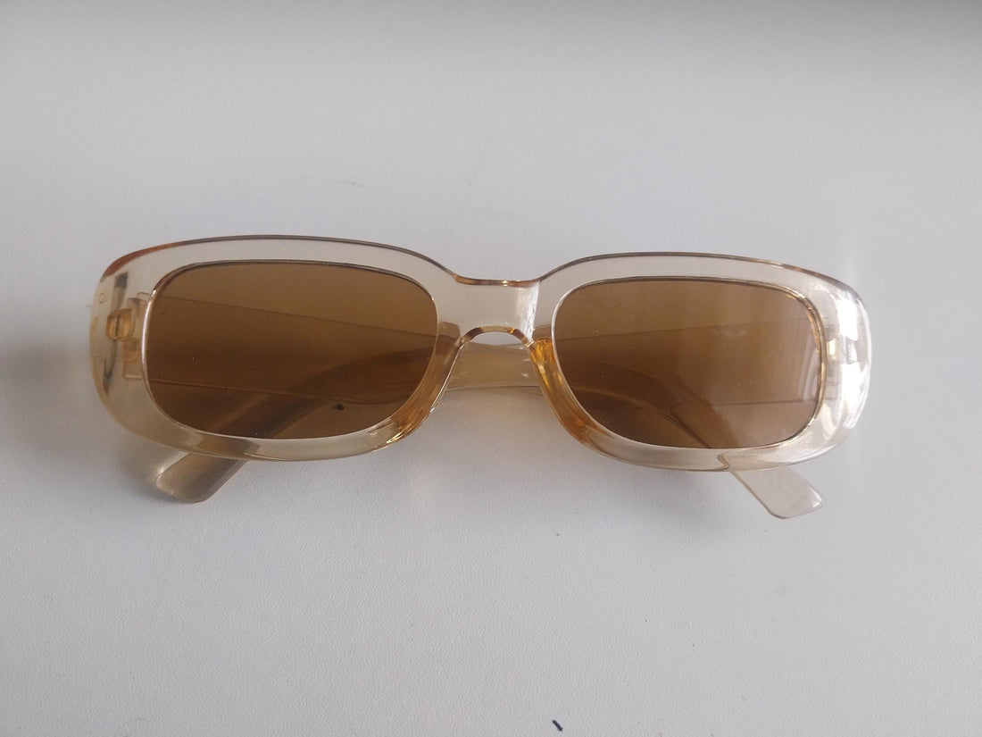 Vintage Style Sunglasses - Retro Chic, Unique Shades