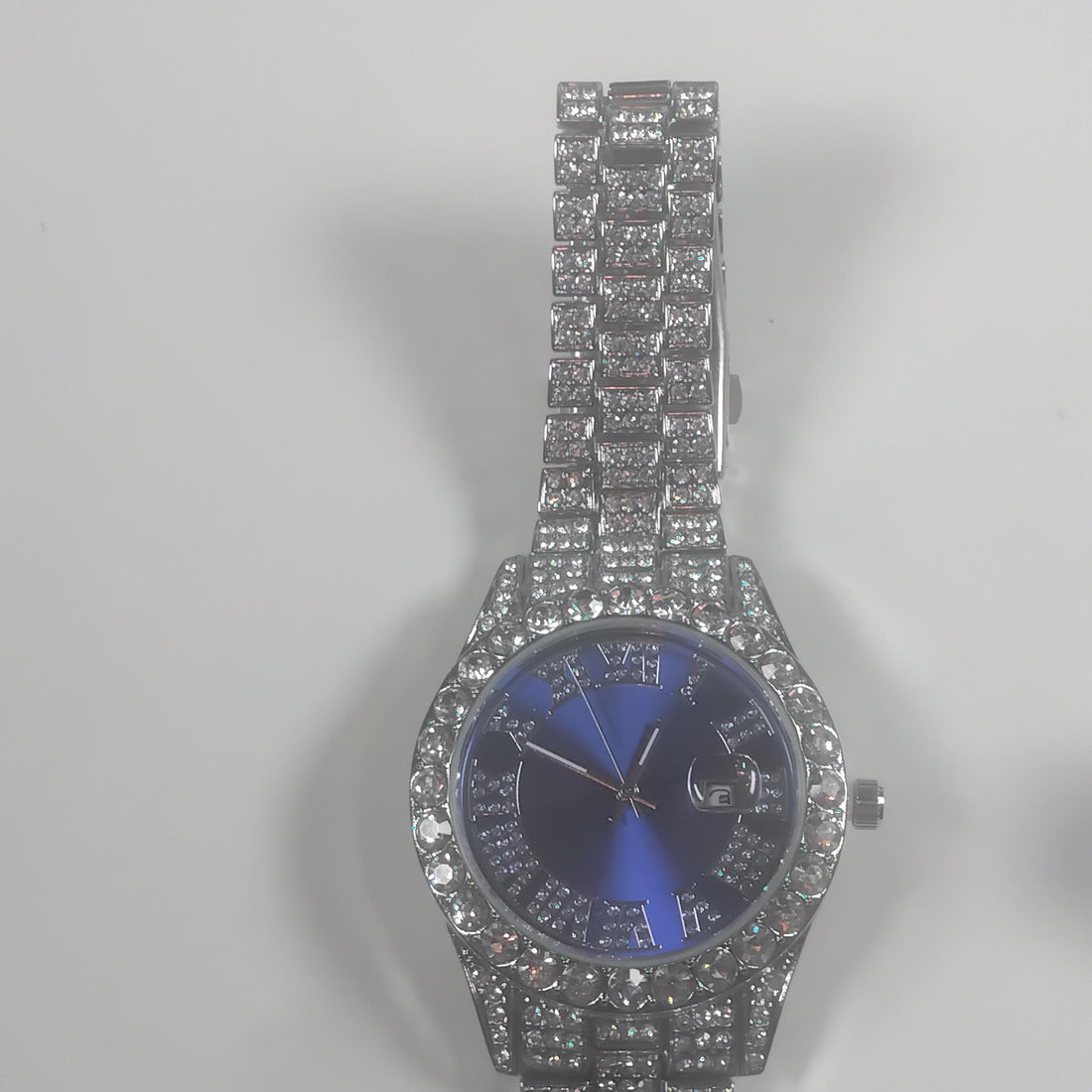 Luxury Elegant Quartz Watch - Sentimental Gift for Man