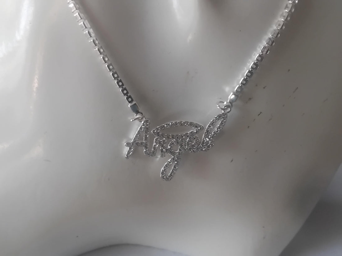 Personalized Name Necklace: Minimalist Silver-Plated Jewelry Gift