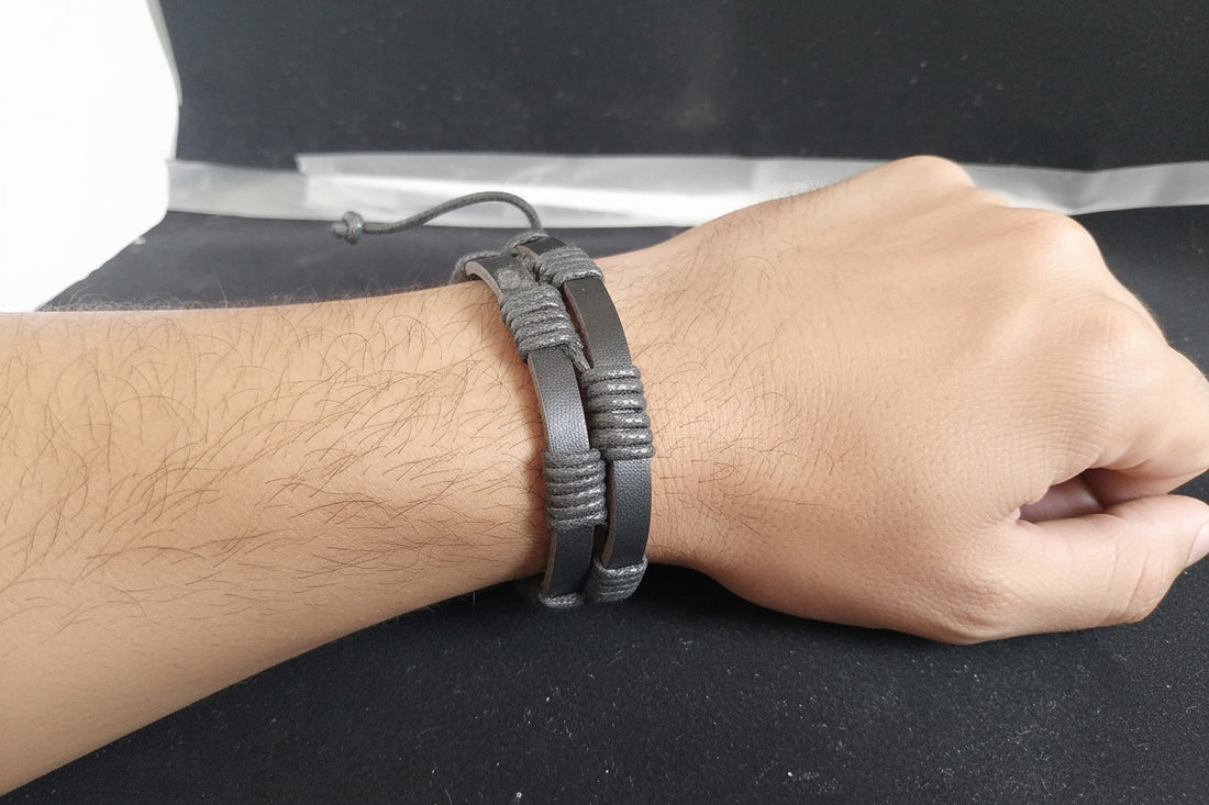 Men/Women Leather Bracelet with adjustable sliding knot