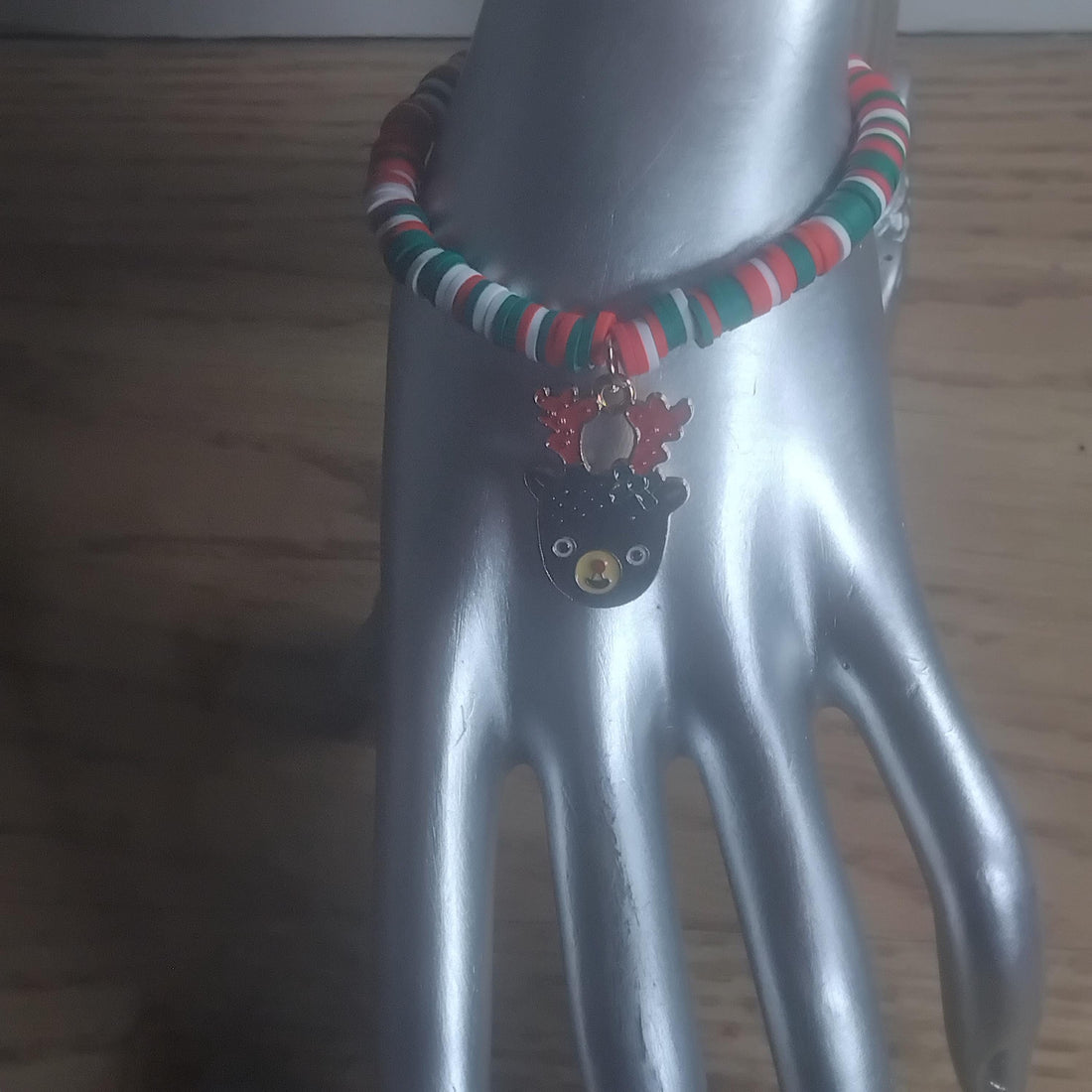 Christmas Charm Bracelet – Festive Clay Beaded Bracelet for Girls