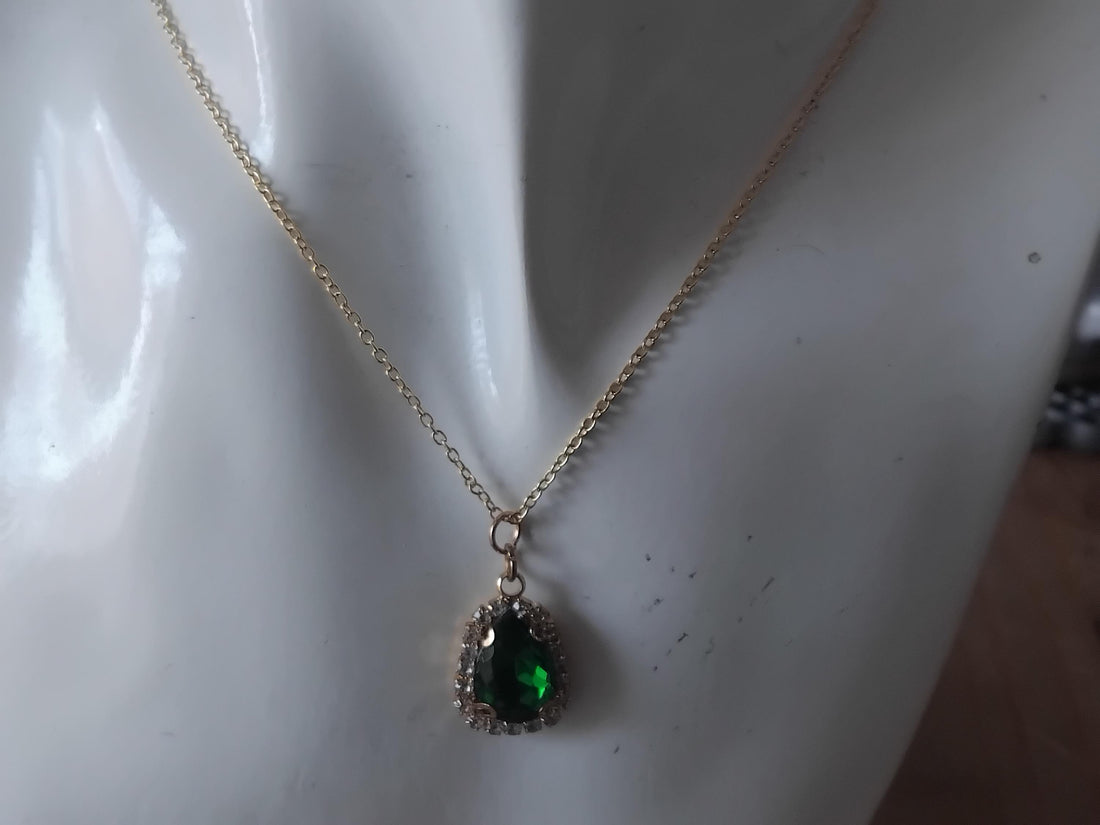 Gold Tear Drop Necklace, Emerald Green Pendant